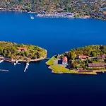 Oscarsborg Castle & 4*