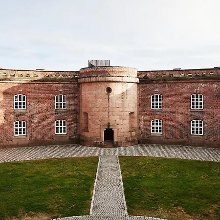 Otel Oscarsborg Castle &