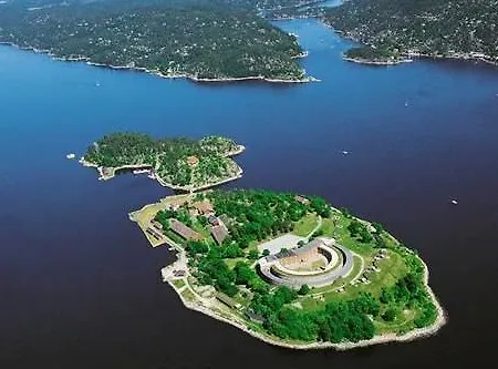 Oscarsborg Castle & 4* Drøbak