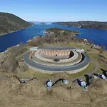 Oscarsborg Castle & 4*
