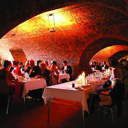 Oscarsborg Castle & فندق 4*