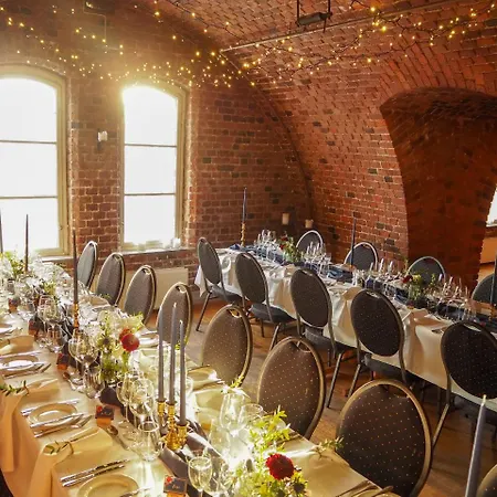 Hotell Oscarsborg Castle & 4*